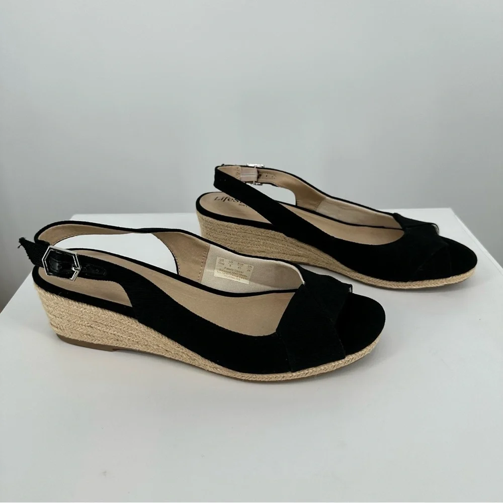 LifeStride Socialite Wedge Sandal in Black Canvas size 10W Ankle Strap Peep Toe